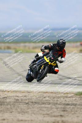 media/May-25-2025-Lets Ride (Sun) [[0ff033e448]]/B Group/1120am (Grapevine)/